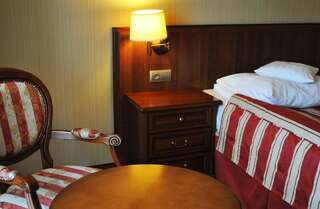 Отель Hotel Delfin Spa&wellness Домбки Стандартный двухместный номер с 1 кроватью-5